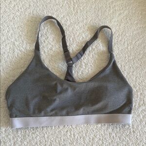 Good American Gray Sports Bra